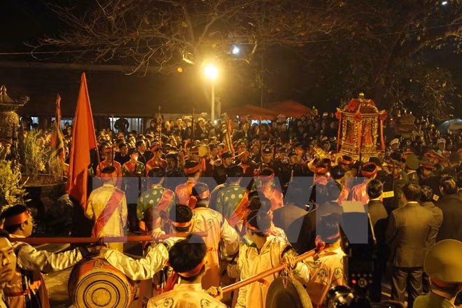 Ouverture de la Fête du Temple des rois Trân à Nam Dinh ảnh 1