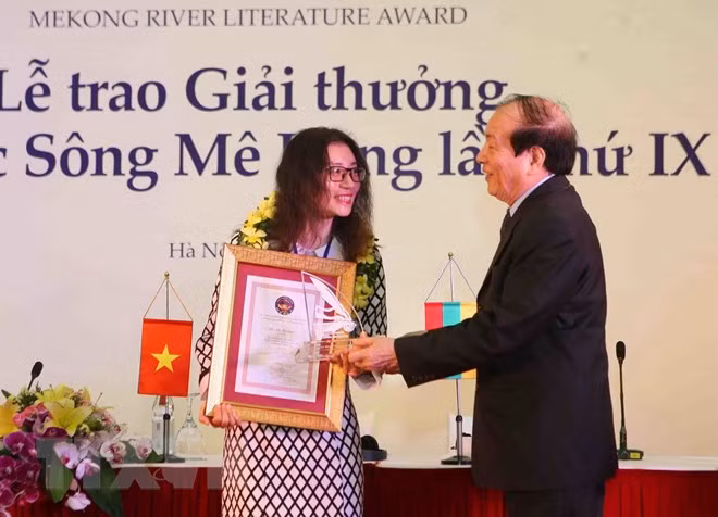 Remise des 9es Prix littéraires du Mékong ảnh 1