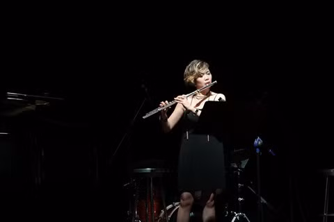 Parfums de Paris: soirée musicale parisienne au cœur de Hanoï ảnh 1