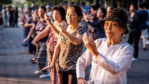Le vieillissement actif et les soins des seniors dans l’ASEAN en débat ảnh 1 Le vieillissement actif et les soins des seniors dans l’ASEAN en débat ảnh 1