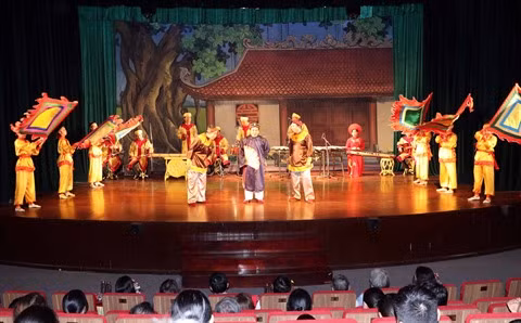Promotion de l'art du tuông auprès du jeune public ảnh 1 Promotion de l'art du tuông auprès du jeune public ảnh 1