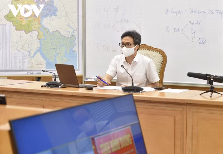 Binh Duong doit renforcer la réception et le traitement des informations fournies par la population ảnh 1