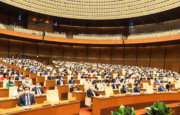 Le Vietnam se dote d’une nouvelle stratégie de lutte anticoronavirus ảnh 1