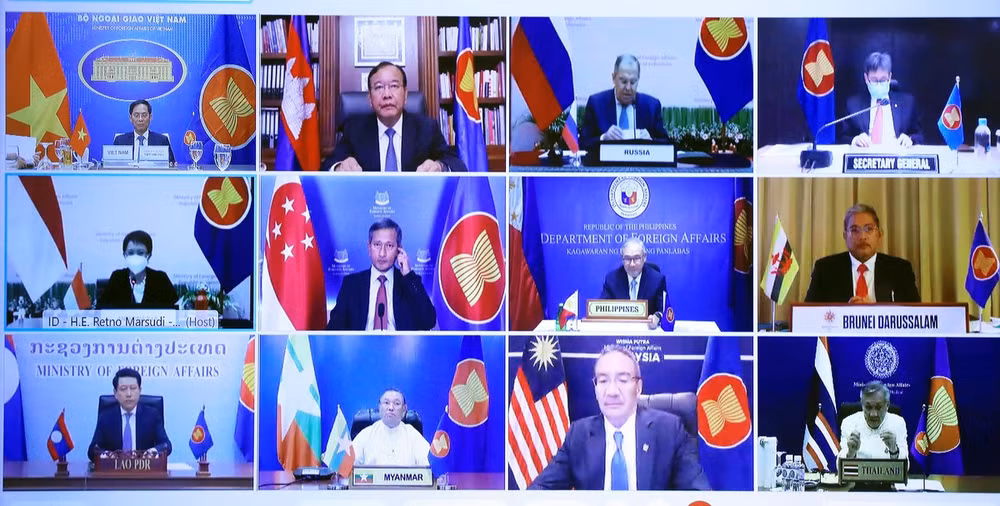 Le Vietnam assiste à la réunion spéciale des ministres des Affaires étrangères ASEAN-Russie ảnh 2