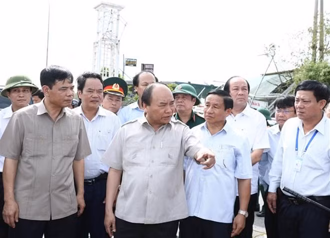 Typhon Doksuri : le Premier ministre sur les lieux ảnh 1
