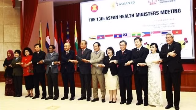 Les réalisations médicales de haute technologie du Vietnam présentées aux réunions internationales ảnh 1