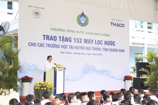 Un programme aide à assurer de l'eau potable aux écoles ảnh 1