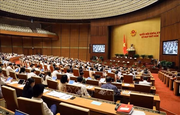 Premier jour ouvrable de la 5e session de la 15e Assemblée nationale ảnh 1
