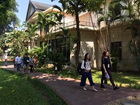 Une journée pour découvrir l’ambassade de France au Vietnam ảnh 1