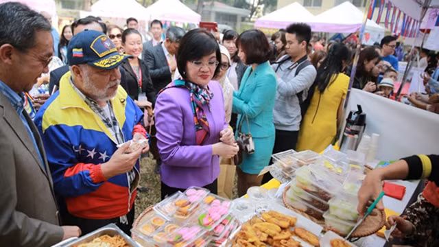 Le Vietnam accueille la fête de la gastronomie des cinq continents ảnh 1 Le Vietnam accueille la fête de la gastronomie des cinq continents ảnh 1