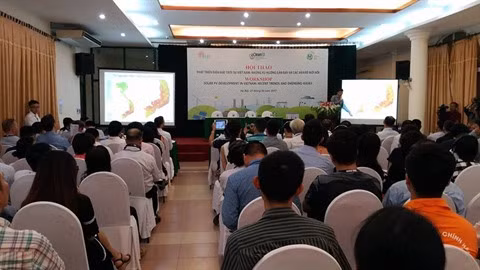 Hanoï : le développement de l’électricité solaire au Vietnam au cœur d’un colloque ảnh 1