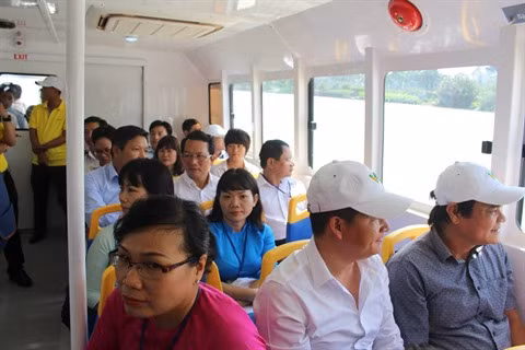 Hô Chi Minh-Ville lance sa première ligne de navette fluviale ảnh 2