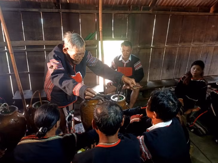 Quand les Mnông se jumellent ảnh 1