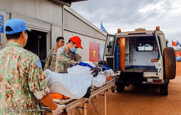 La participation aux opérations de maintien de la paix promeut la diplomatie multilatérale du pays ảnh 2