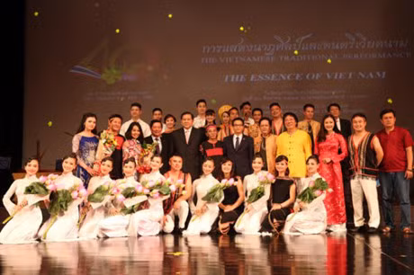 Les couleurs vietnamiennes en Thaïlande ảnh 1