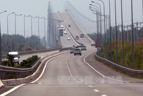 Plus de 8.000 milliards de dôngs pour l’autoroute Dâu Giây - Tân Phu ảnh 1