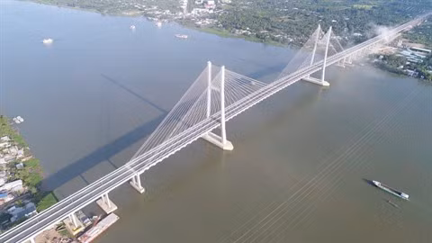 Un concours photo pour célébrer le premier anniversaire du pont de Cao Lanh ảnh 1 Un concours photo pour célébrer le premier anniversaire du pont de Cao Lanh ảnh 1