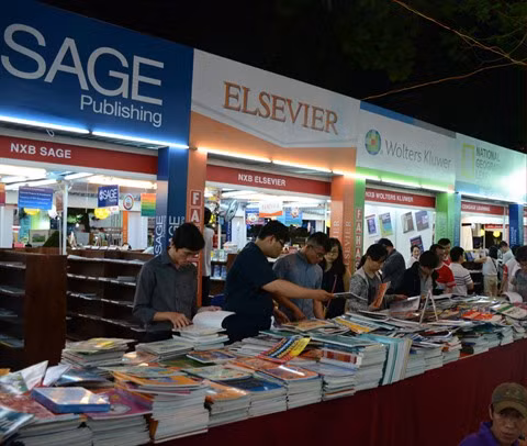 Le Salon du livre de Hô Chi Minh-Ville fait peau neuve pour sa 10e édition ảnh 1