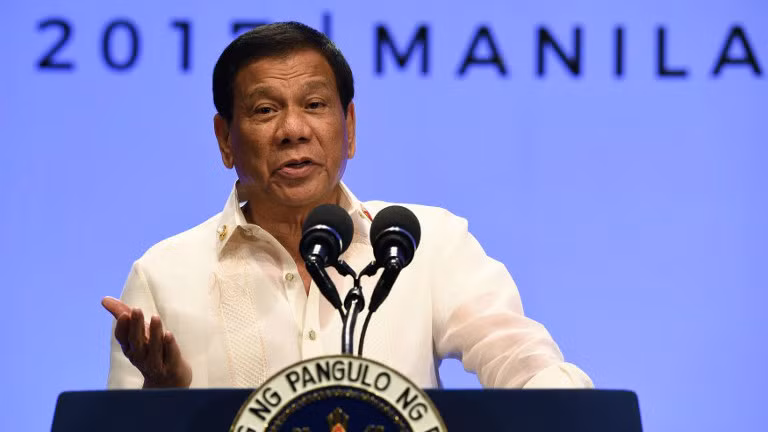 Le président des Philippines annonce le retrait du pays de la Cour pénale internationale ảnh 1