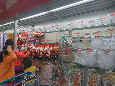 Un Noël animé dans les grandes villes ảnh 2