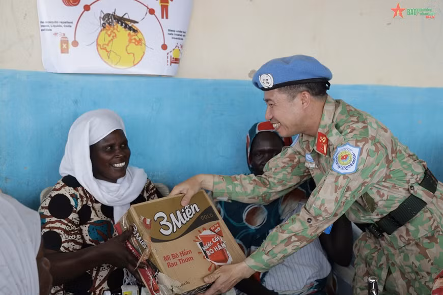 L’équipe du génie No1 du Vietnam lance sa première activité humanitaire à Abiyé ảnh 2 L’équipe du génie No1 du Vietnam lance sa première activité humanitaire à Abiyé ảnh 2