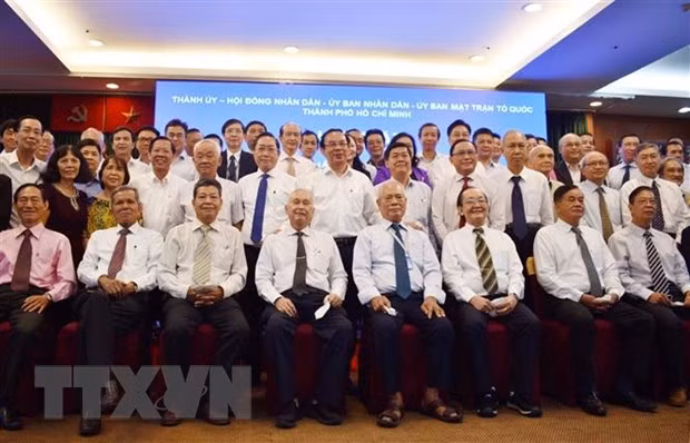 Améliorer la qualité du personnel de la santé à Ho Chi Minh-Ville ảnh 2