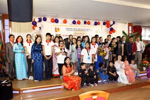 Sao Mai, une école qui cultive l’âme des Vietnamiens d’Allemagne ảnh 1 Sao Mai, une école qui cultive l’âme des Vietnamiens d’Allemagne ảnh 1