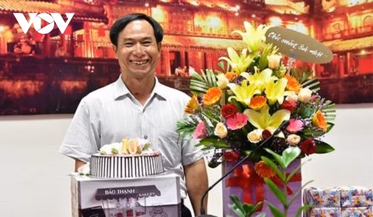 Pham Van Huong, un journaliste héros ảnh 1