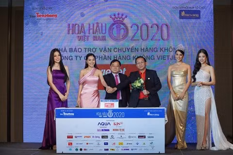 Vietjet, dix ans avec les reines de beauté ảnh 1