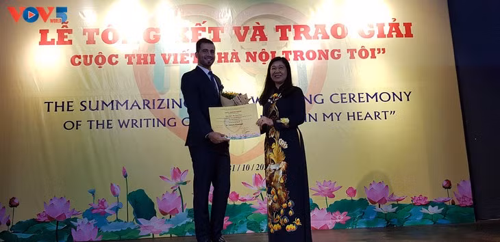 «Hanoï en moi», la capitale vietnamienne aux yeux des étrangers ảnh 2