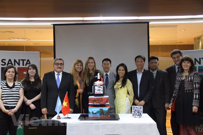 Semaine de la culture et du tourisme vietnamiens en Argentine ảnh 1