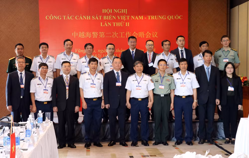 La 2e conférence des garde-côtes Vietnam-Chine se tient à Vung Tàu ảnh 1