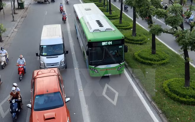 La BM aide Hanoi à optimaliser son système de bus rapides ảnh 2