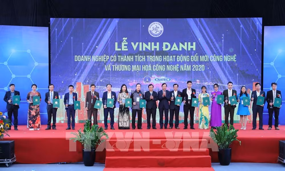 Semaine de la connectivité technologique et de l’innovation 2020 à Hanoi ảnh 1