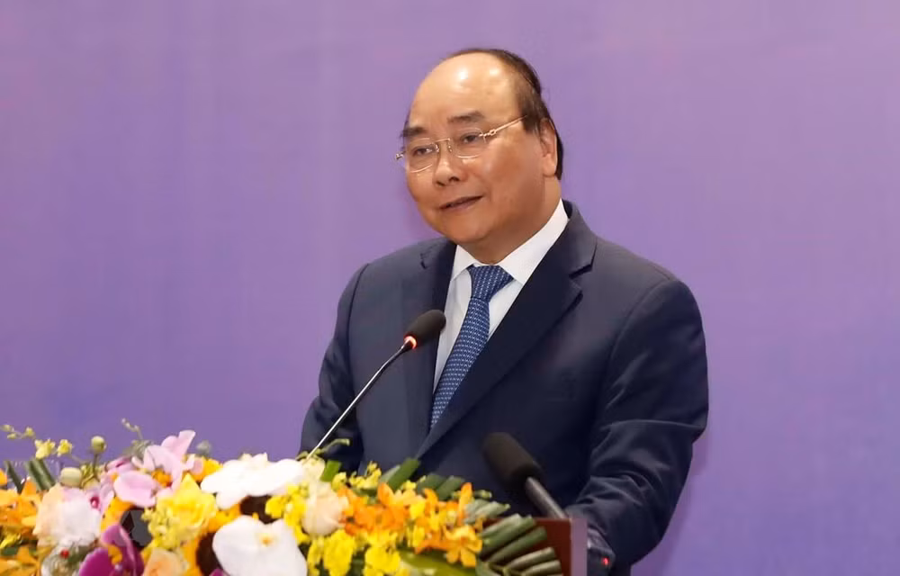 Le PM participe à la séance plénière du Forum de Réforme et de Développement du Vietnam 2019 ảnh 1