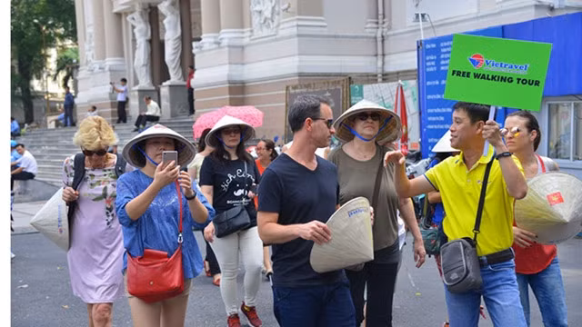 Hanoi aura cinq nouveaux circuits touristiques "Free Walking Tours" ảnh 1