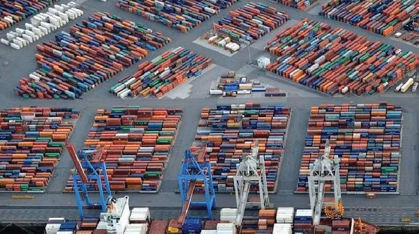 Plus de 91 milliards de dollars d’import-export au 1er trimestre ảnh 1