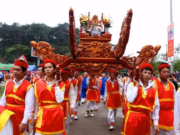 Première Fête du temple des rois Hung à Berlin ảnh 1