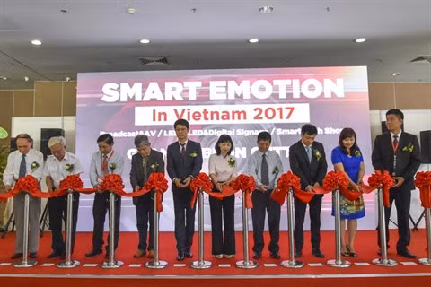 Industrie : ouverture de l'exposition Smart Emotion 2017 à Hô Chi Minh-Ville ảnh 1