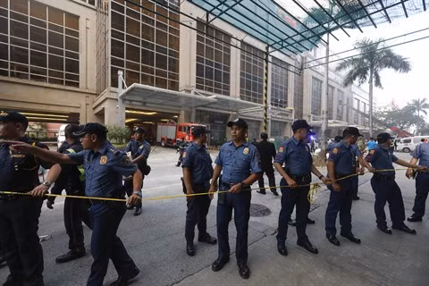 Philippines : 36 corps découverts après l'attaque d'un casino ảnh 1