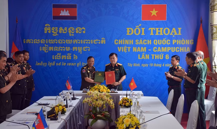 Dialogue sur la politique de défense Vietnam – Cambodge ảnh 2