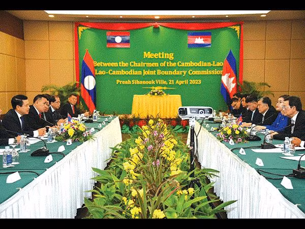 Le Laos et le Cambodge acceptent d'installer plus de bornes frontières ảnh 1