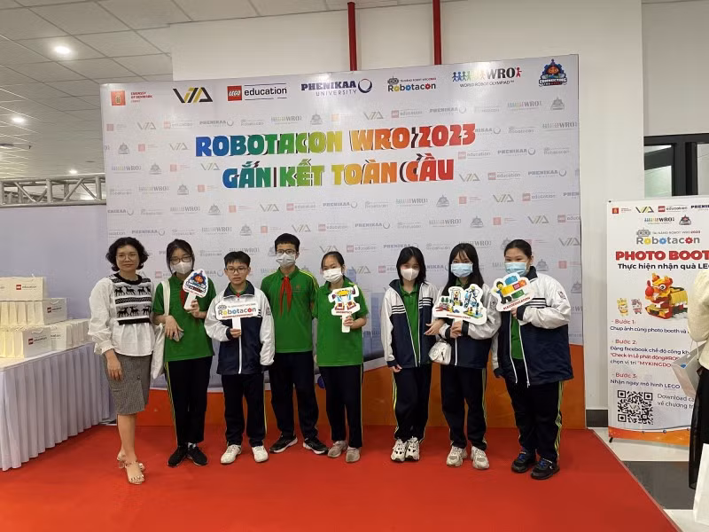 Robotique: Lancement du concours ROBOTACON WRO 2023 au Vietnam ảnh 1