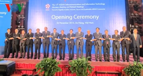 Ouverture de la 15e Conférence des ministres des télécoms de l'ASEAN ảnh 1