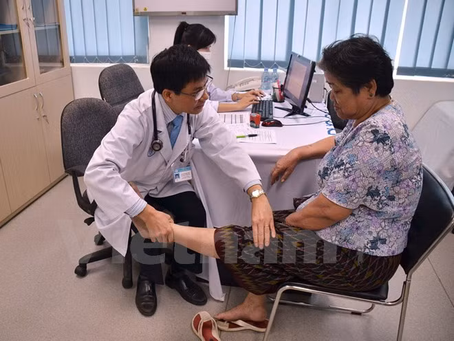 Consultations médicales gratuites pour des Cambodgiens ảnh 1