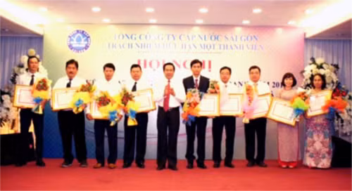 Ho Chi Minh-Ville : 87,9% des foyers citadins ont l'eau courante ảnh 1