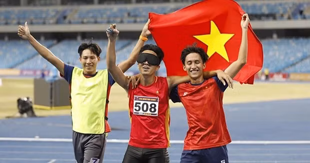 Fiertés pour le Vietnam aux 12e Jeux Paralympiques de l'ASEAN ảnh 2