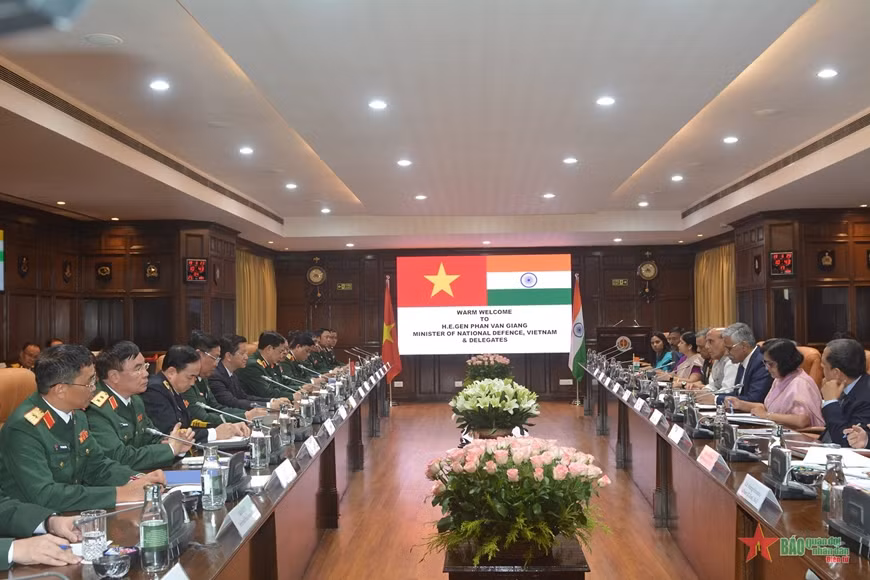 Le Vietnam et l'Inde promeuvent leur coopération dans la défense ảnh 2