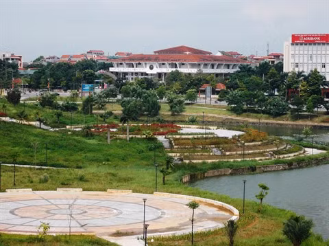 Le parc Van Lang, perle de la ville de Viêt Tri ảnh 1