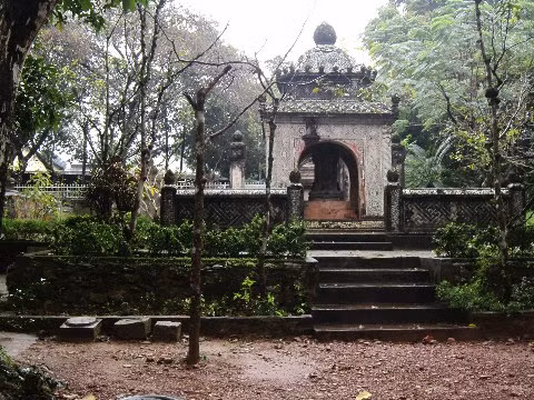 Les pagodes de Hue ảnh 3